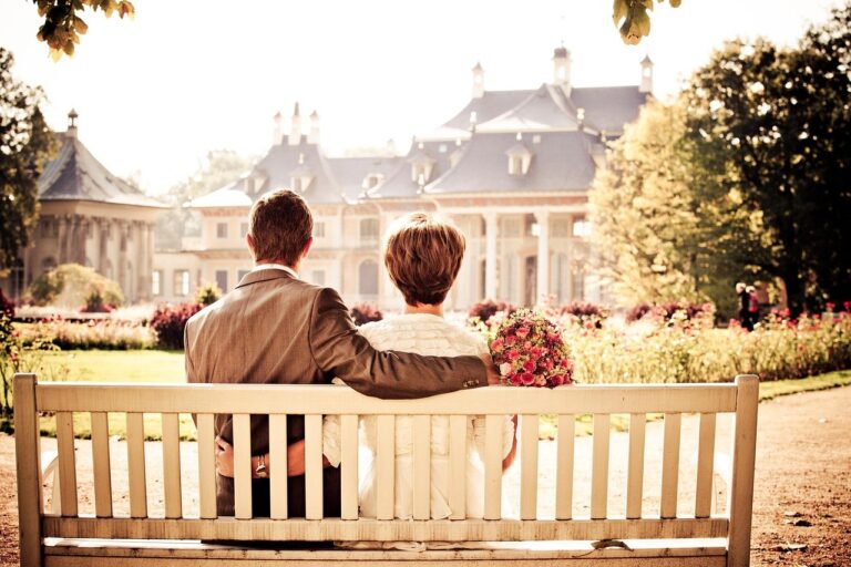 結婚相談所の料金は本当に妥当？知っておくべきポイントとは？
